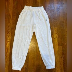WHITE HOLLISTER SWEATS